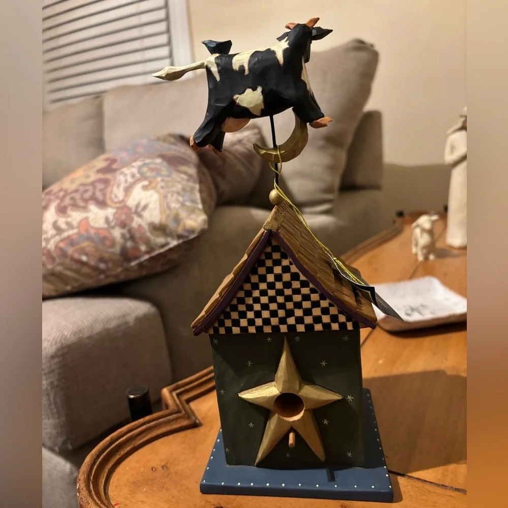 Williraye Studio WW4203 Birdhouse with Cow Weathervane - Picture 4 of 6